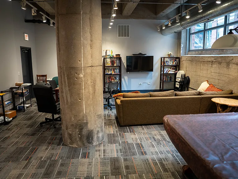1735 N Paulina St #318 — Photo 38