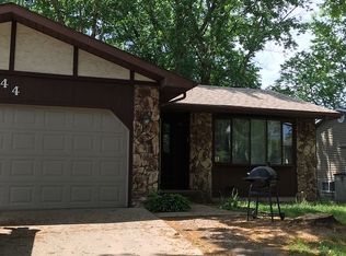 44 Lucerne Dr, Springfield, IL 62707