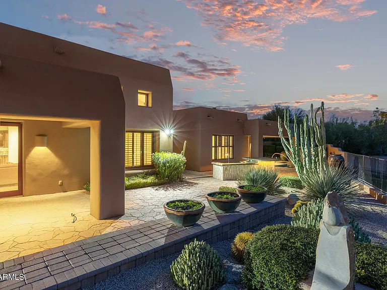 8406 E Calle Buena Vis — Photo 107
