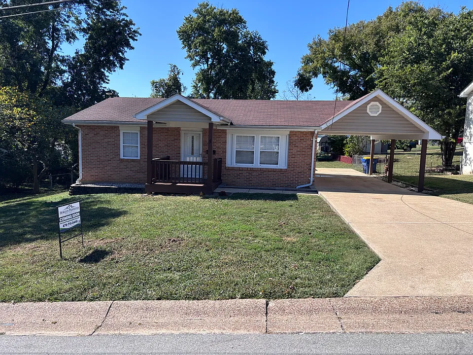 5 Richardson Dr