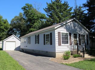 2808 Mabie St, Delavan, WI 53115