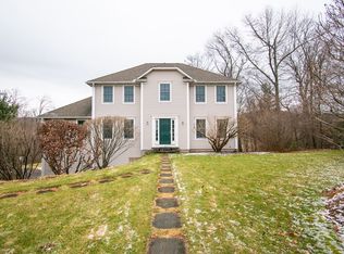 10 Echo Hill Rd, Wilbraham, MA 01095