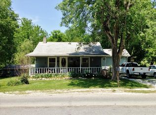 2515 E Galloway St, Springfield, MO 65804