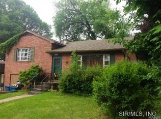 1243 Fairway Dr, Alton, IL 62002