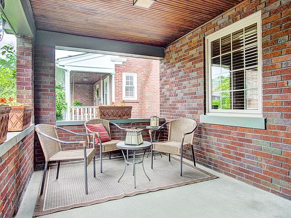 2nd image of 3334 Ameliamont Ave