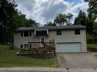 112307 Baxter Ct, Chaska, MN 55318