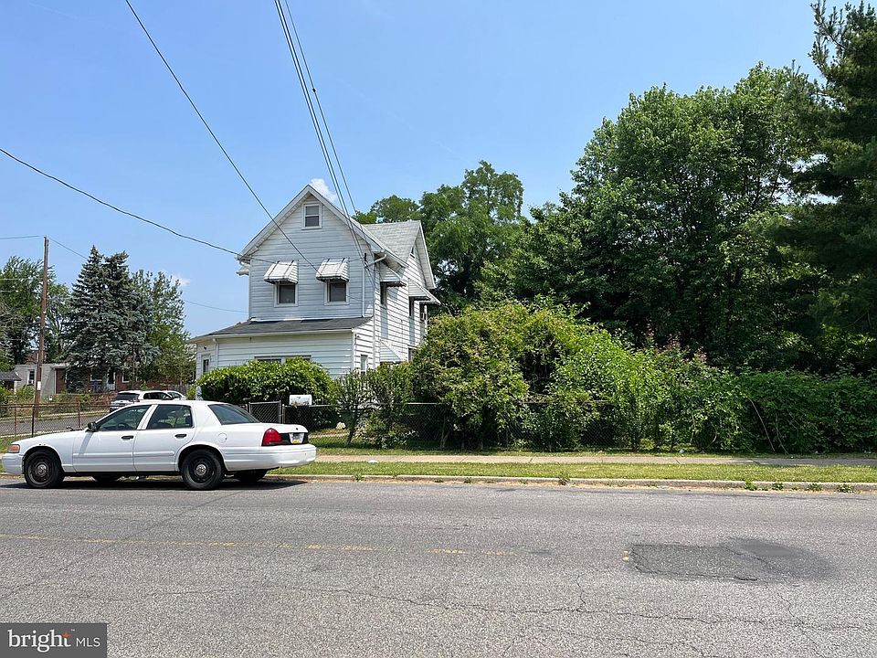 2nd image of 2513 S 76th St #2063