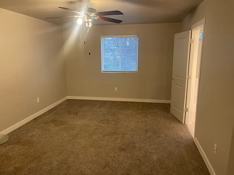 1138 S 1740 W — Photo 10