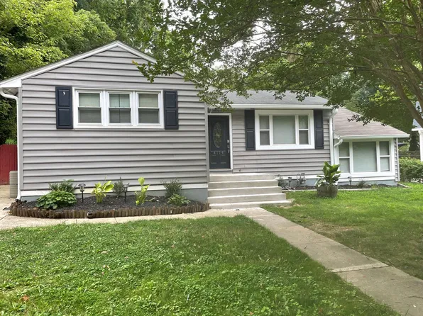 4114 Denfeld Ave, Kensington, MD 20895