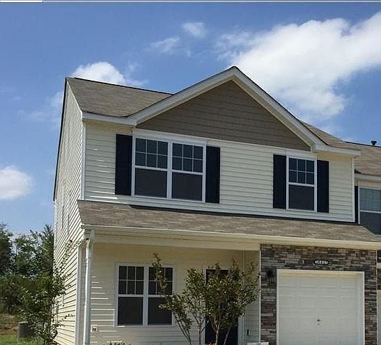 1st image of 7700 Stonegrove Ln #100