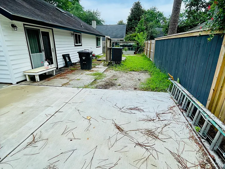 1126 Morning Glory Ct — Photo 23