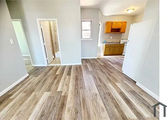 812 E 223rd St #2 — Photo 3