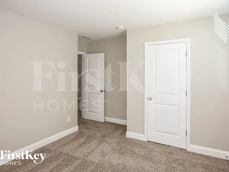 9520 Blue Knoll Ct — Photo 11
