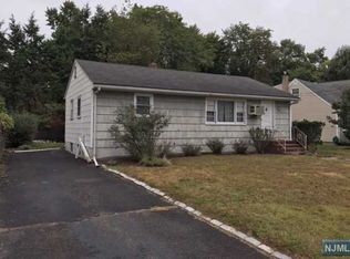 86 Rivervale Rd, River Vale, NJ 07675