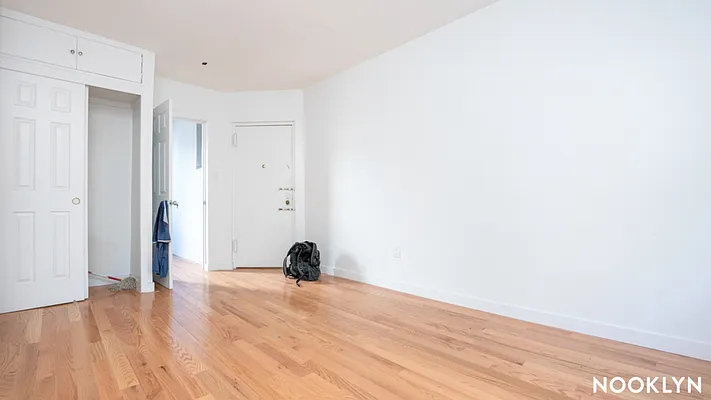 Rented by Nooklyn NYC LLC | media 36
