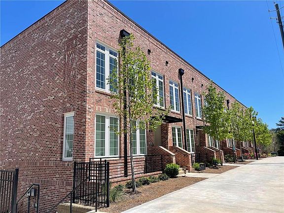 Beautiful Stacked Townhomes by The Providence Group