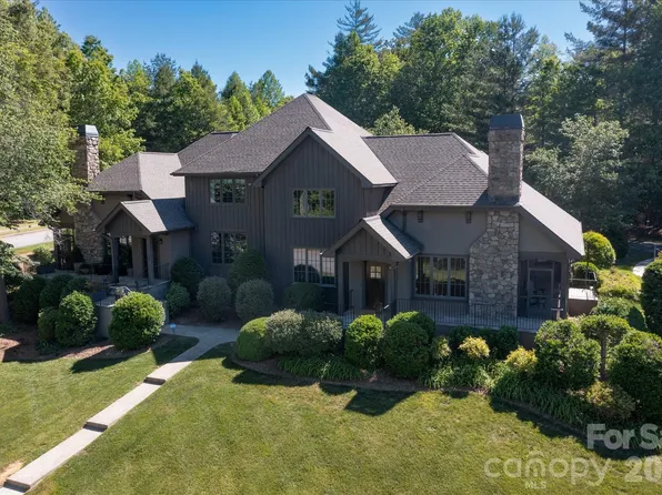 16 Hollyberry Ln, Brevard, NC 28712