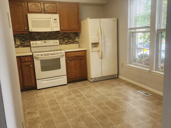 1231 Seminole Dr, Arnold, MD 21012
