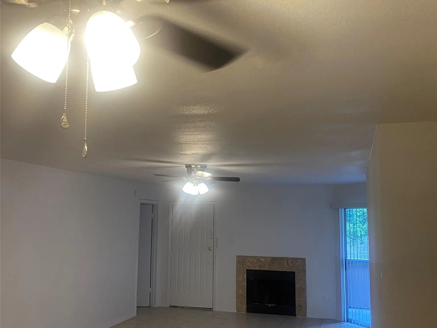 2 bed, 2.0 bath, 1068 sqft, $1,099 — Photo 4
