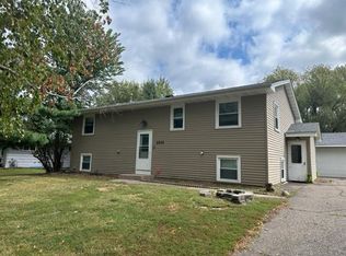 8937 Indahl Ave S, Cottage Grove, MN 55016