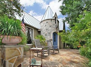 236 Stanford Dr, Olmos Park, TX 78212