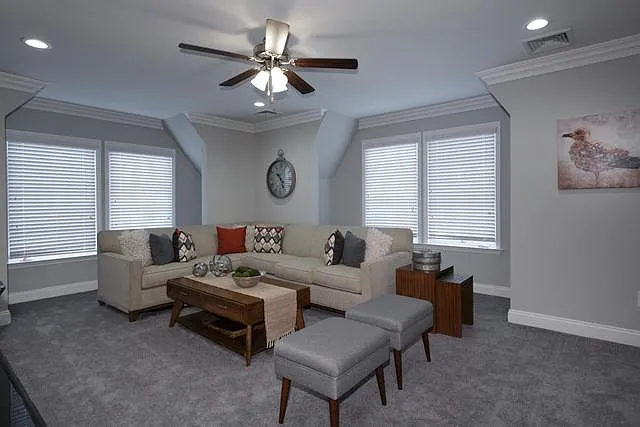 Fairfield Tudor At Rockville Centre — Photo 3