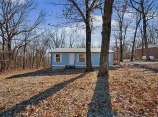 10982 Tony Mountain Rd, Fayetteville, AR 72701