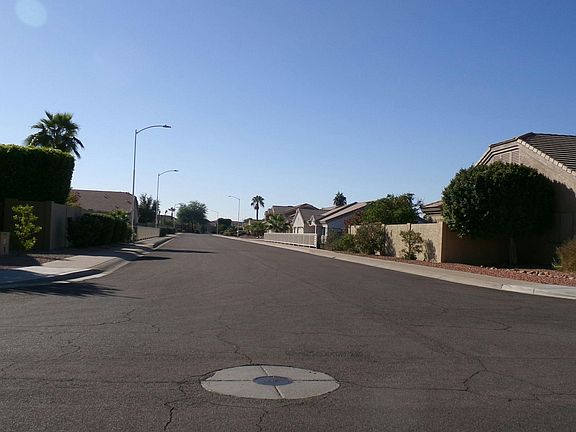 5th image of 8756 W Maui Ln