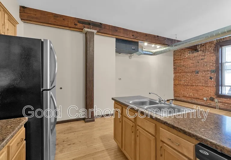 346 Connecticut St #203 — Photo 4