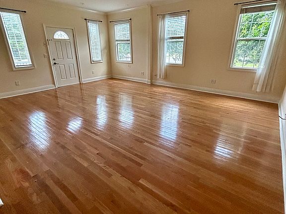 4th image of 3400 Jefferson Ave