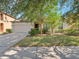 1939 Abbey Ridge Dr, Dover, FL 33527