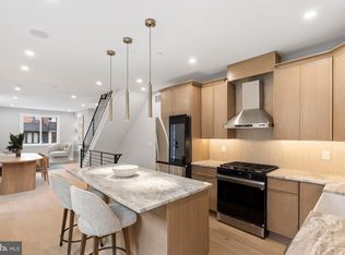 2619 Cedar St, Philadelphia, PA 19125