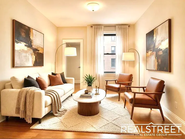 147 Starr St #3R — Photo 3