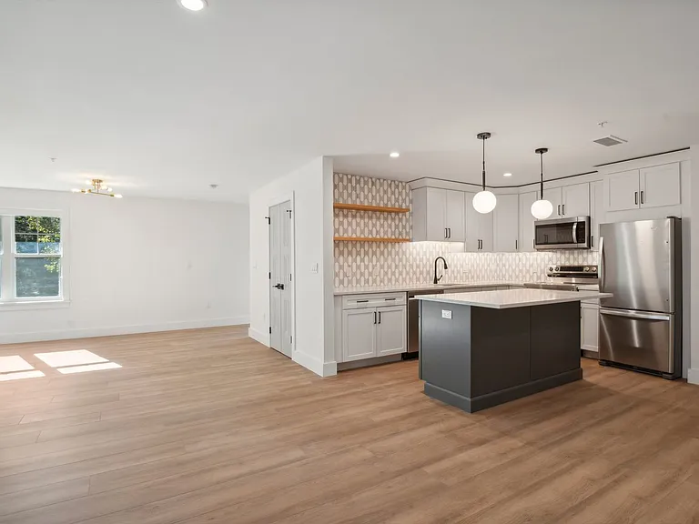 Chestnut Road Apartments — Photo 19