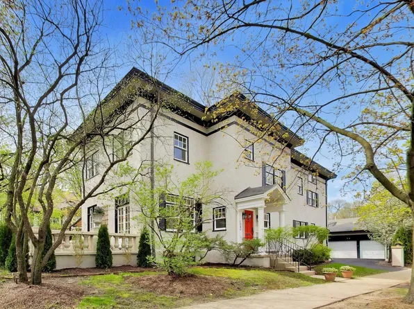 1046 Ridge Ave, Evanston, IL 60202