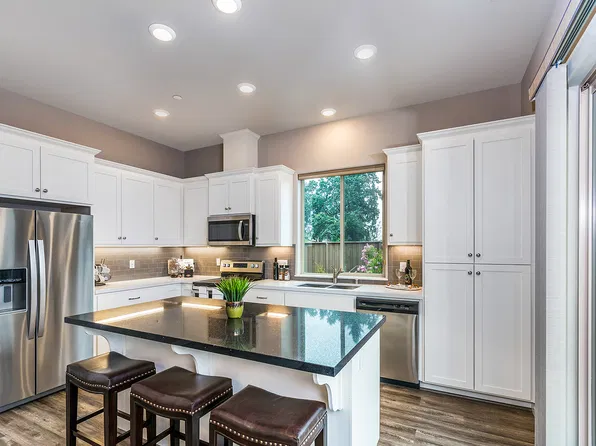 2001 Camino Del Prado, Santa Rosa, CA 95403
