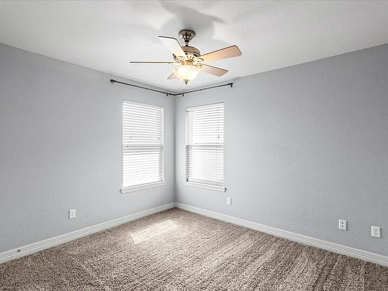 4704 Bear Riv — Photo 18