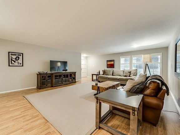 5th image of 2100 W Wadley Ave APT 34