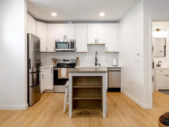 8567 Blue Lake Dr, San Diego, CA 92119