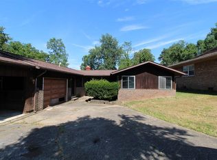 34 S Queens Ct, Huntington, WV 25705