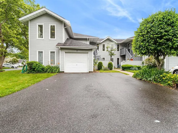 1202 Fenway Road #1202, Saint James, NY 11780