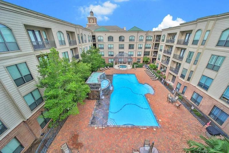 2299 Lone Star Dr #406