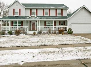 2086 Hackmann Estates Dr, Saint Charles, MO