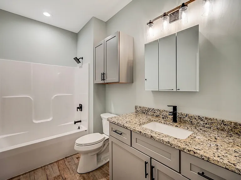 629 Prescott Ave #1 — Photo 19