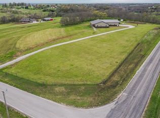17924 Endicott Rd, Kearney, MO 64060