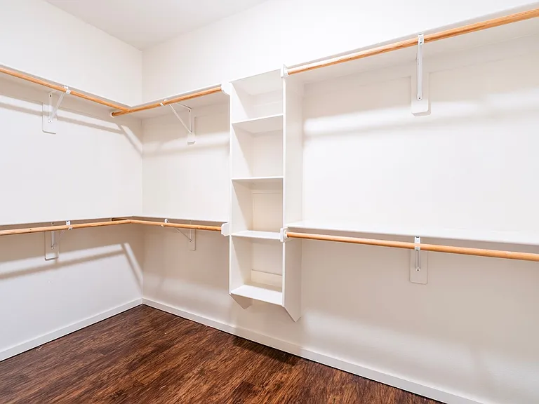 40 E Maple St #3 — Photo 10