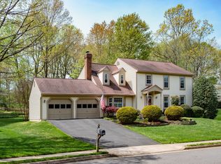 10357 Steamboat Landing Ln, Burke, VA 22015