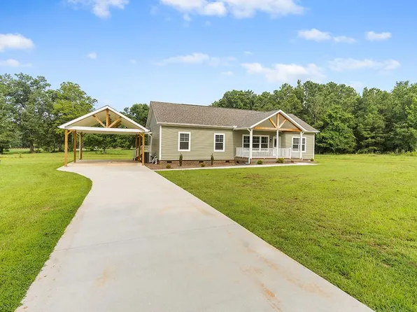 1063 Scurry Church Rd, Chappells, SC 29037