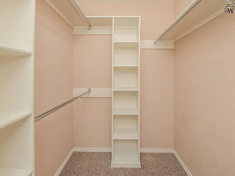 4009 Kingsbury Dr — Photo 18