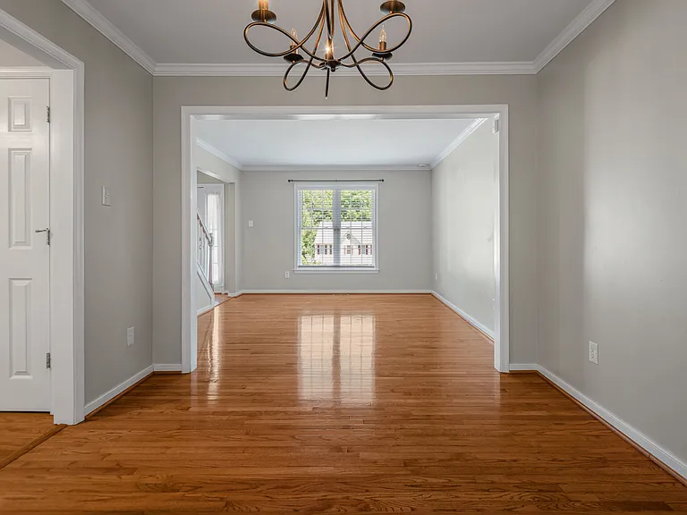 3924 Liberty Point Dr — Photo 13